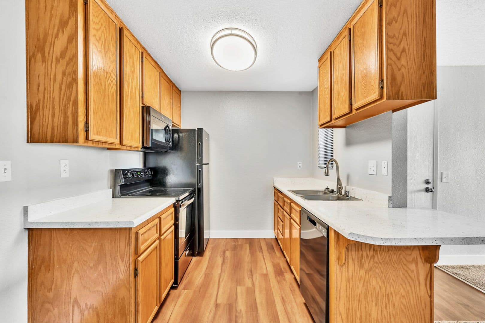 Chula Vista Apartment: 615 Sea Vale St