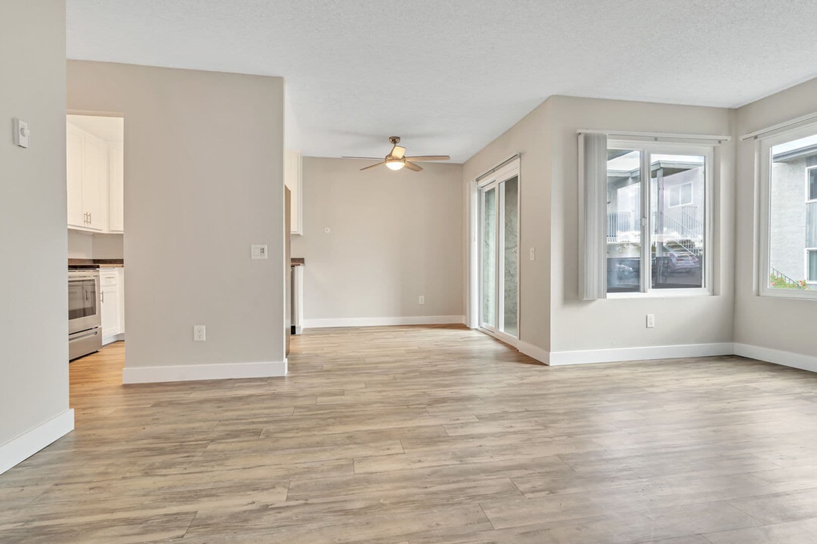 La Mesa Apartment: 5711 Water St