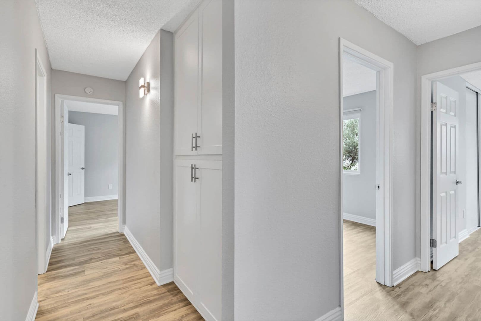 La Mesa Apartment: 5711 Water St