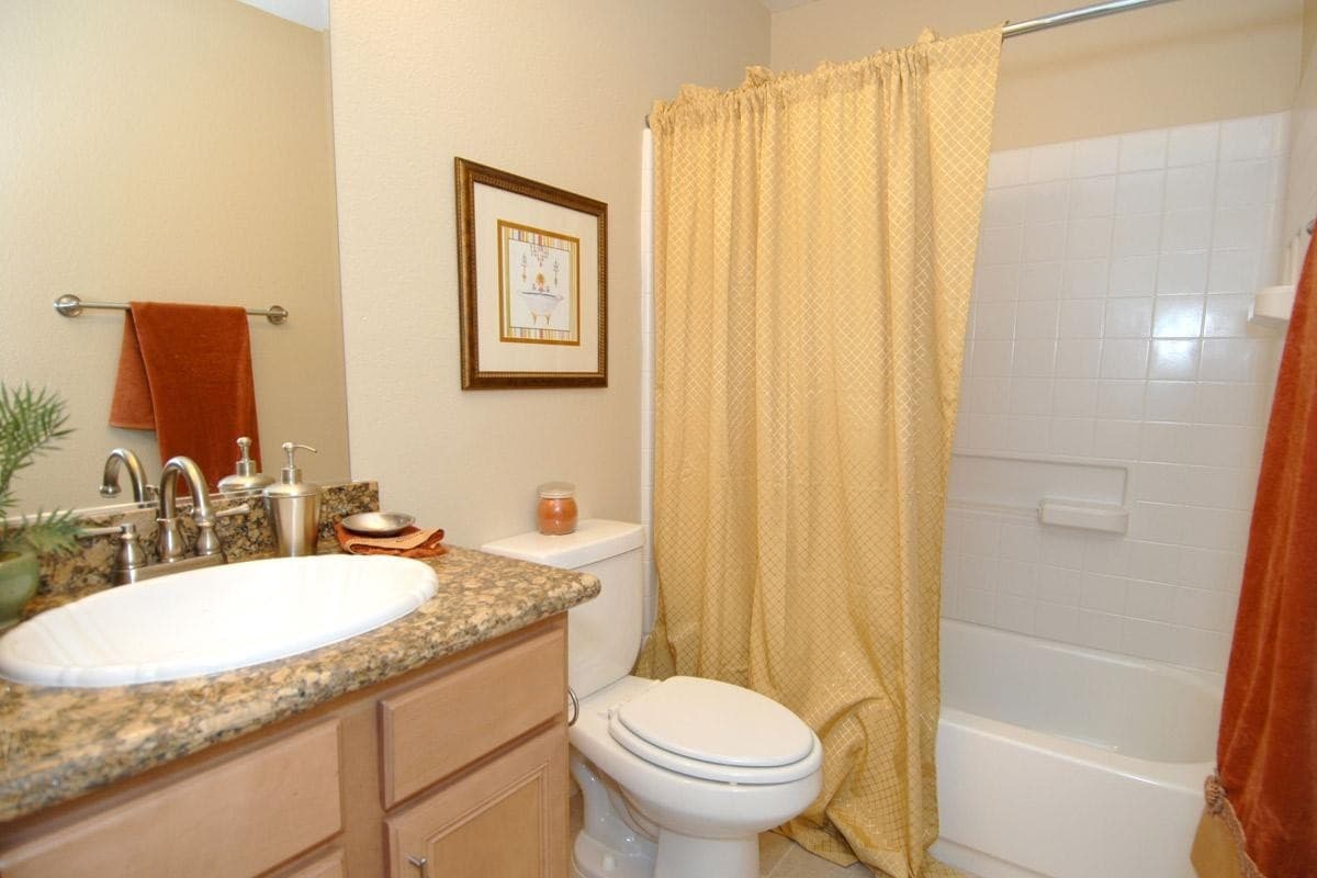 El Cajon Apartment: 800 E Lexington Ave