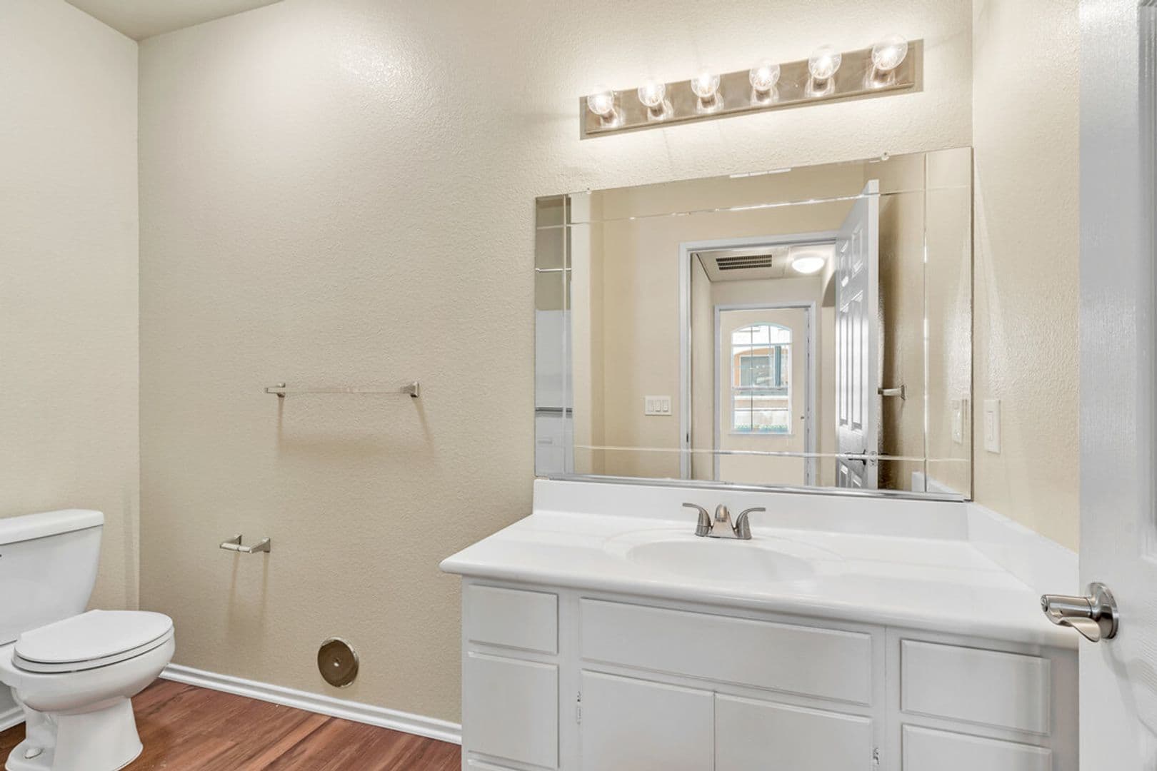 El Cajon Apartment: 1451 Brabham St