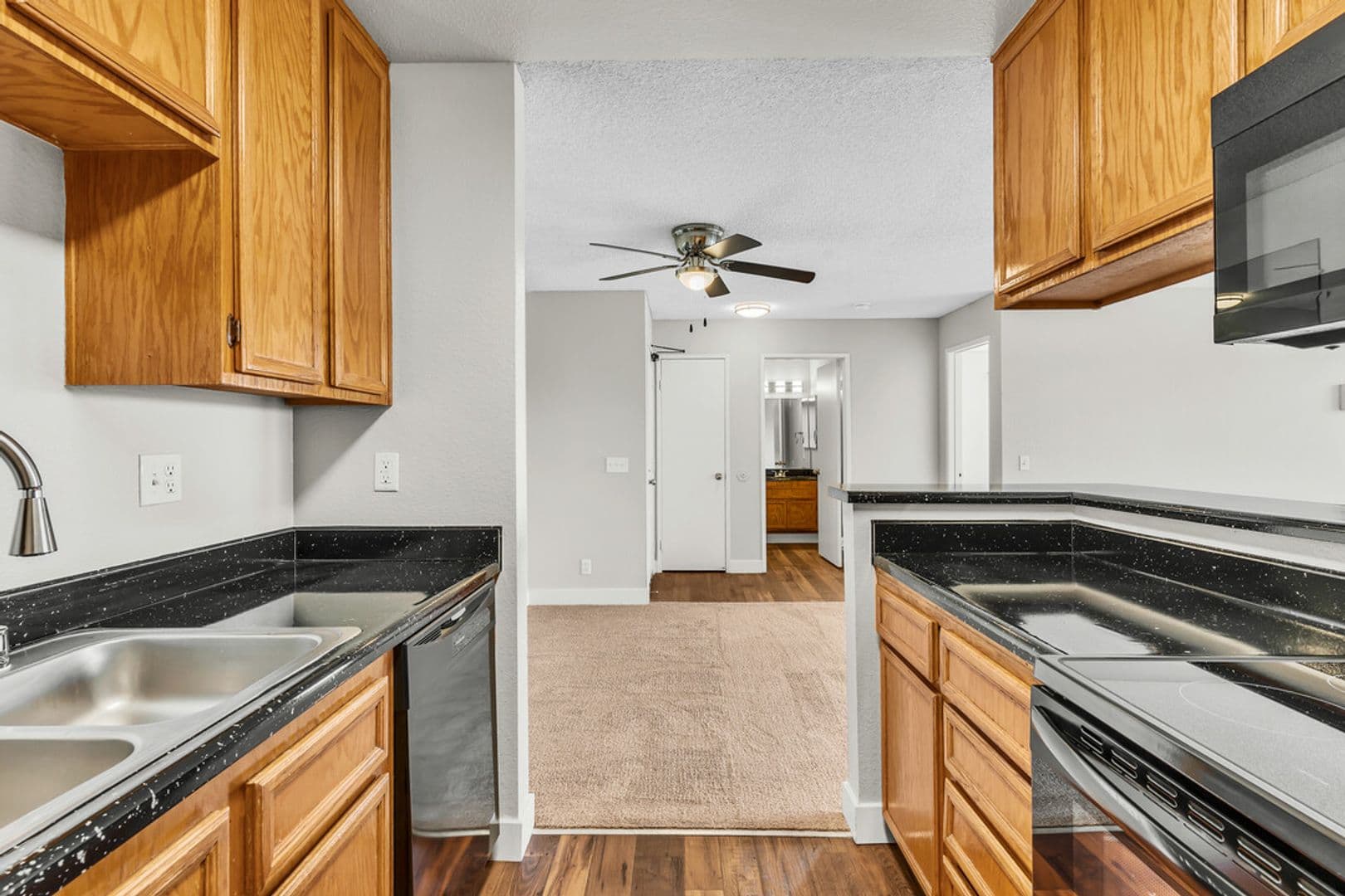 Chula Vista Apartment: 615 Sea Vale St