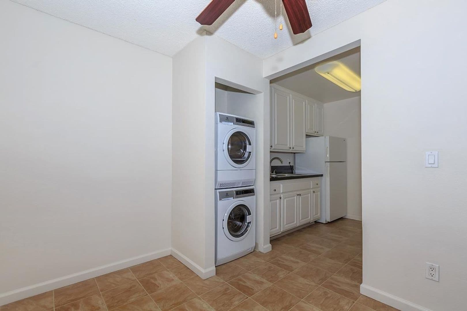 San Diego Apartment: 7707 Mission Gorge Road