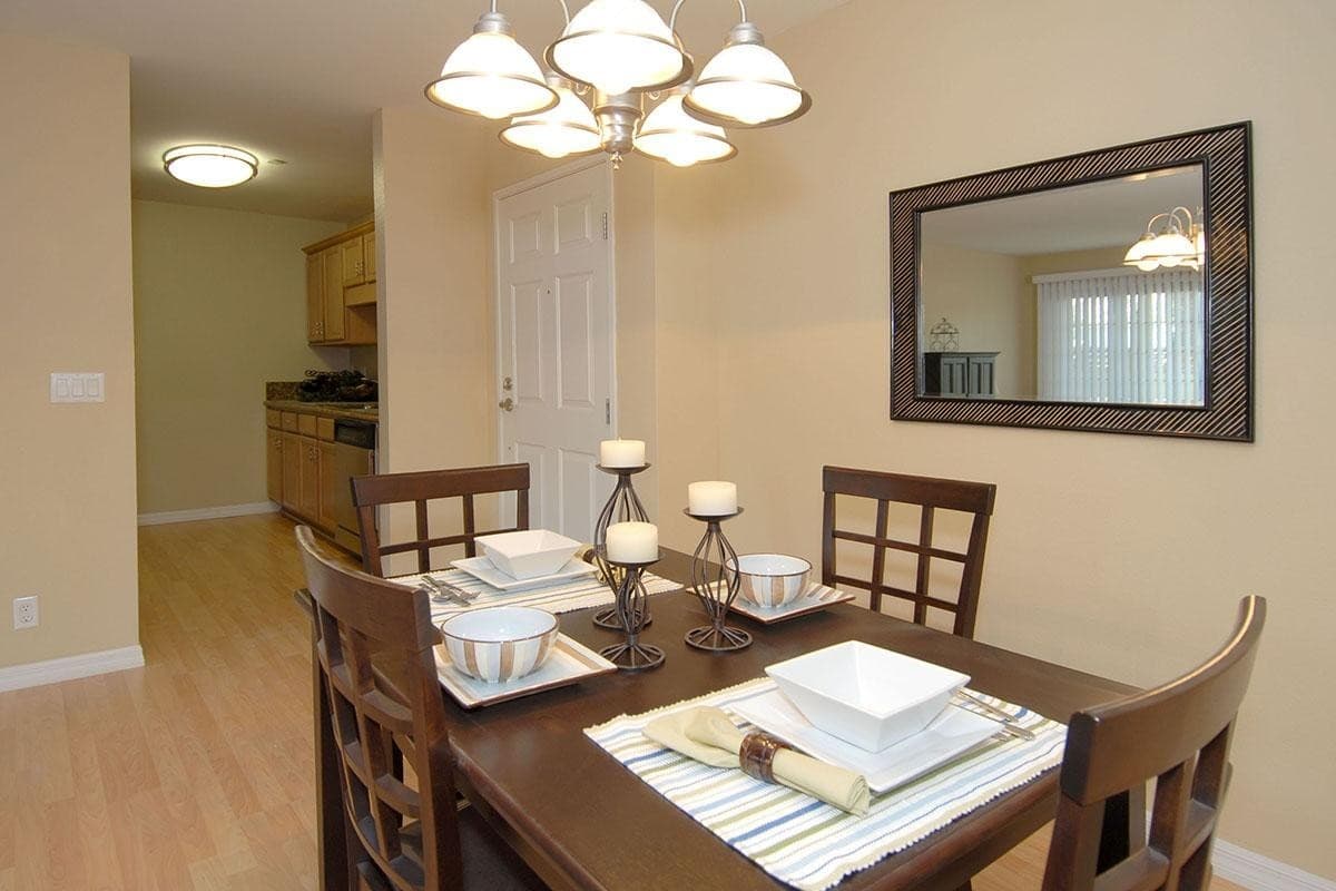 El Cajon Apartment: 800 E Lexington Ave