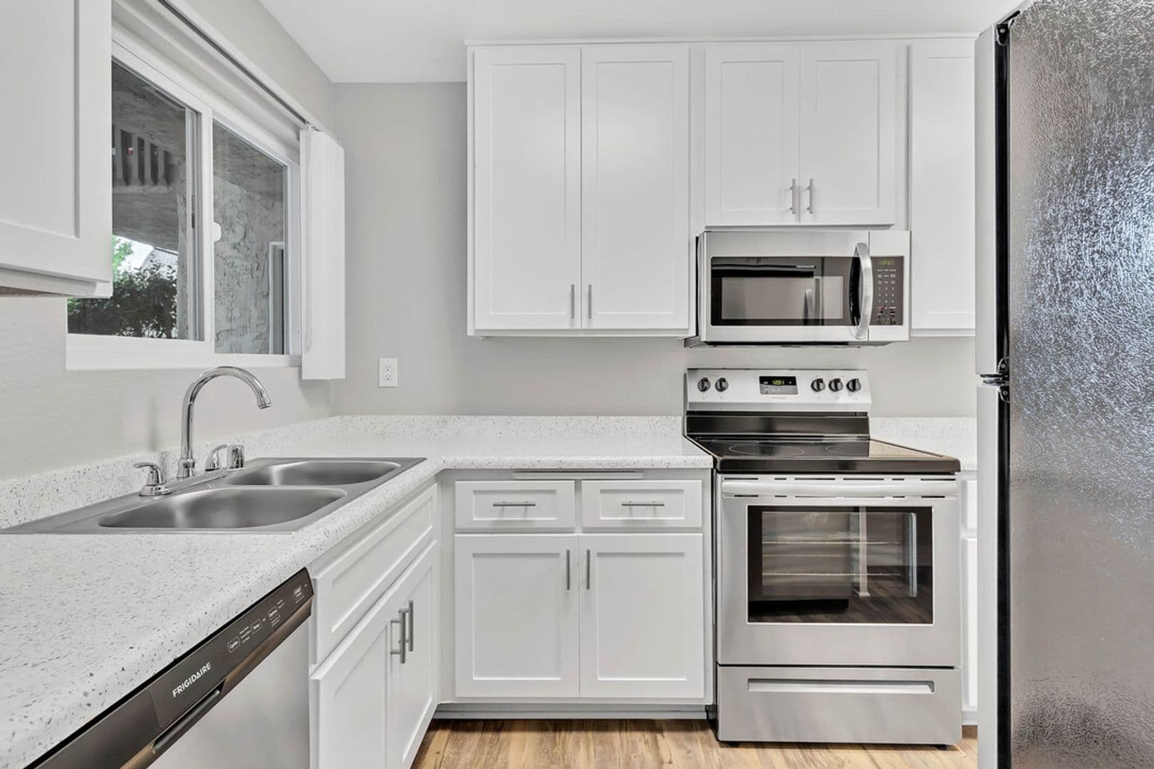 La Mesa Apartment: 5711 Water St