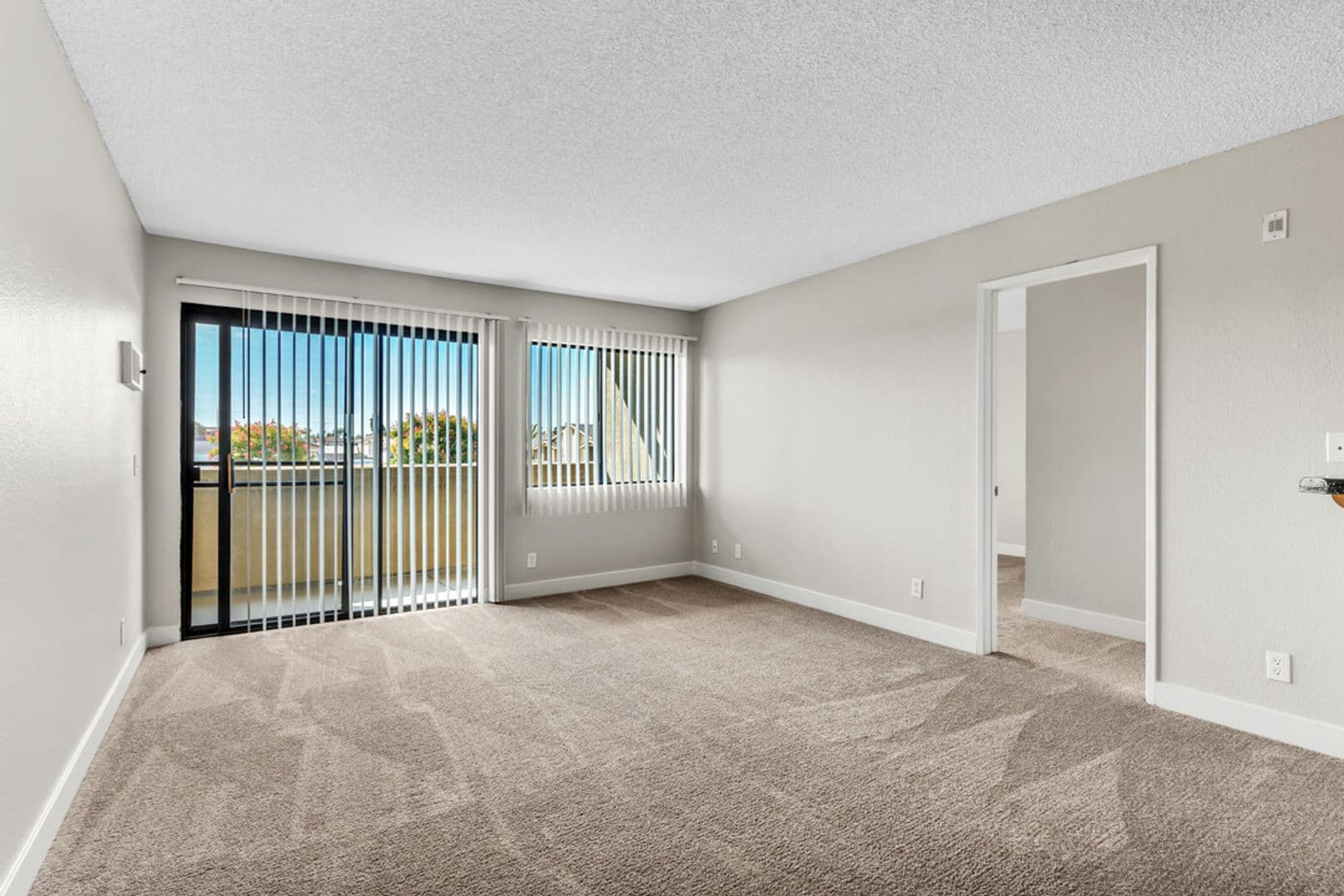 Chula Vista Apartment: 615 Sea Vale St