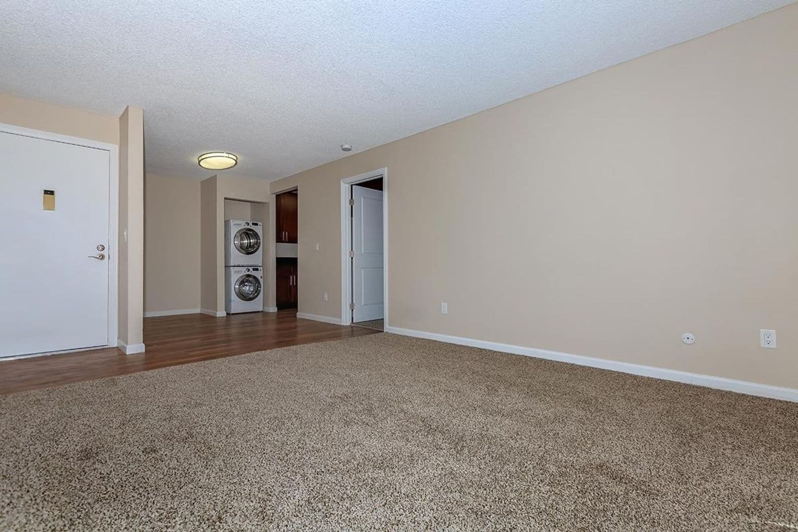 San Diego Apartment: 7707 Mission Gorge Road