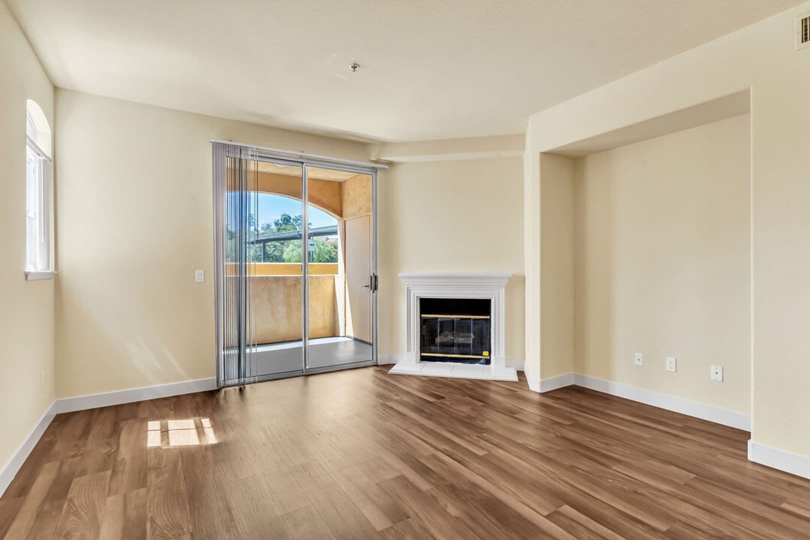 El Cajon Apartment: 1451 Brabham St