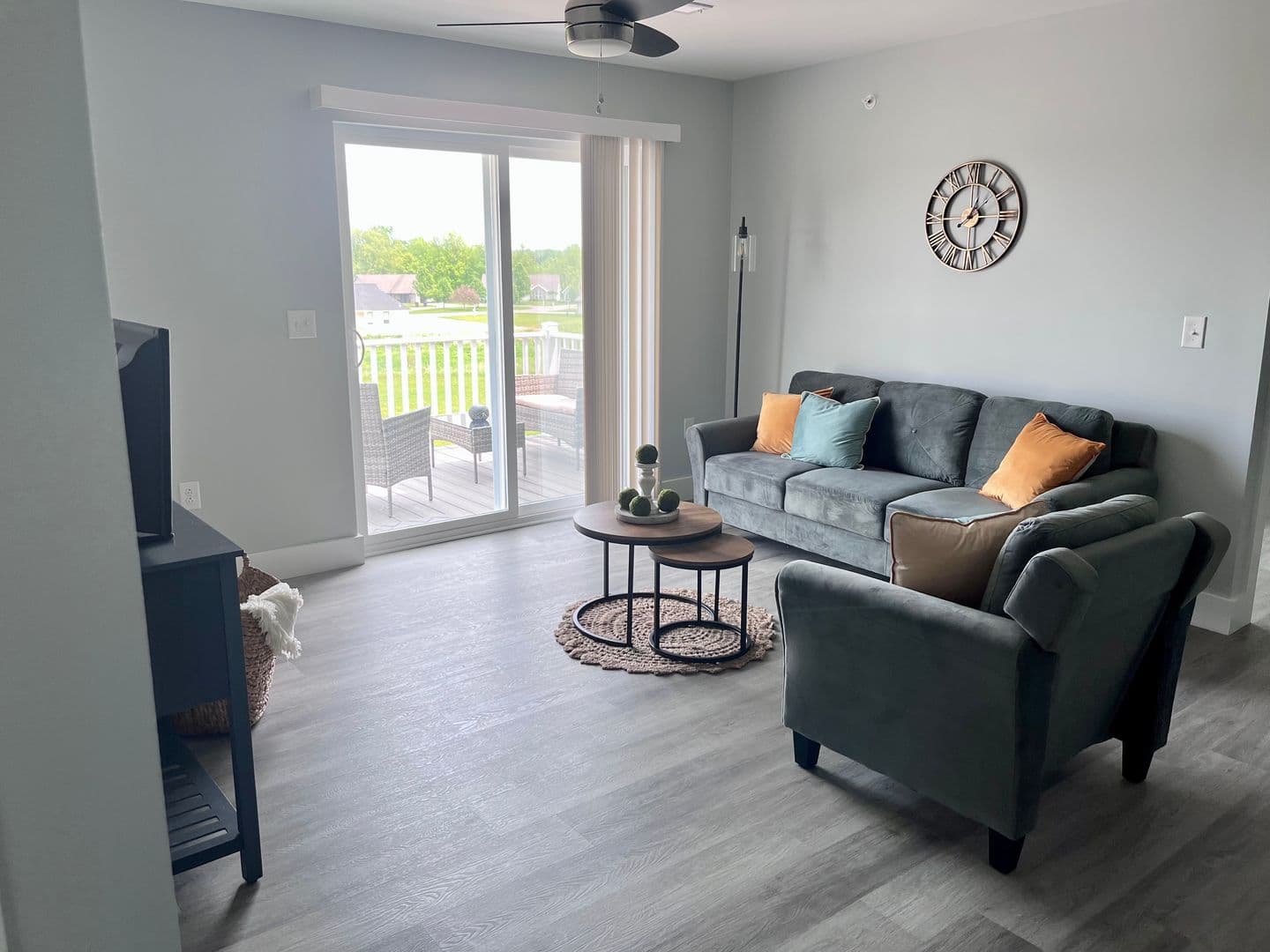Grove City Apartment: 457 Deer Path