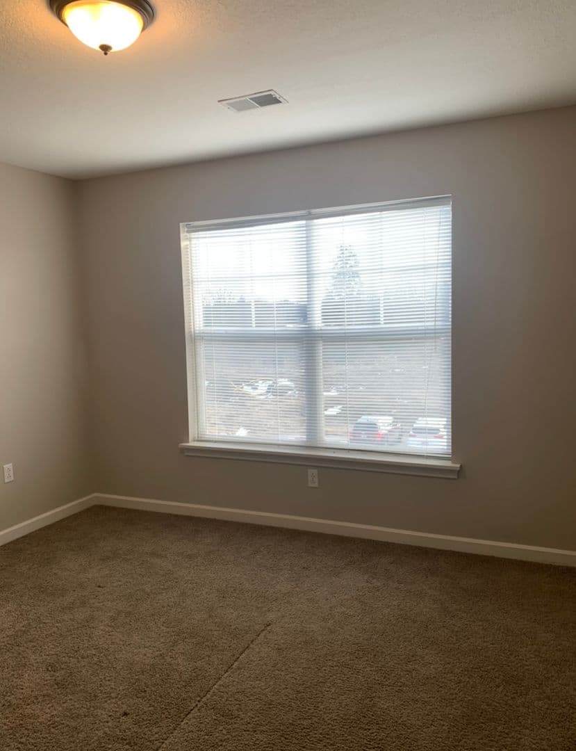 Grove City Apartment: 473 Deer Path