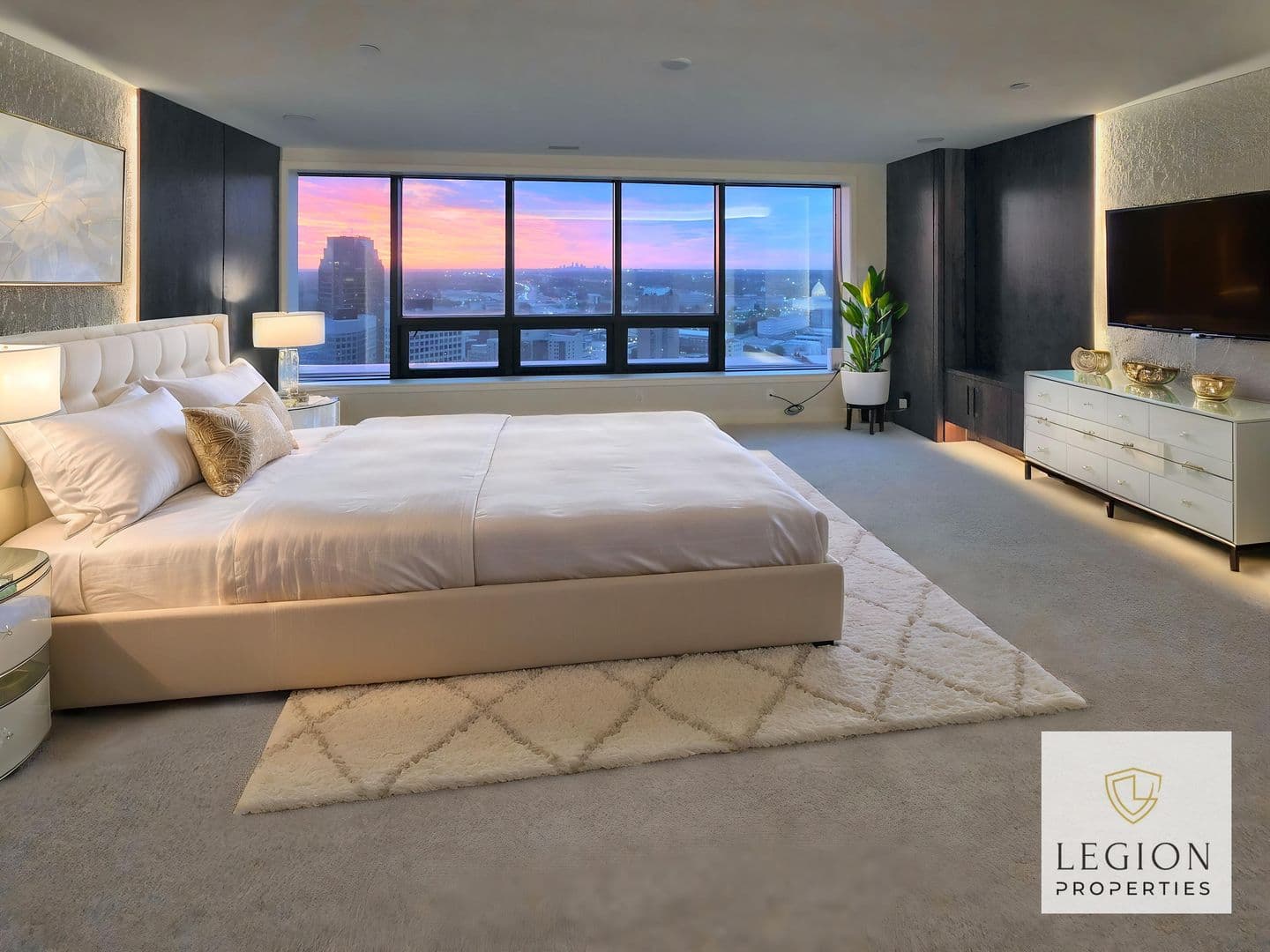 Saint Paul Condo: 168 6th Street East - Airye Penthouse