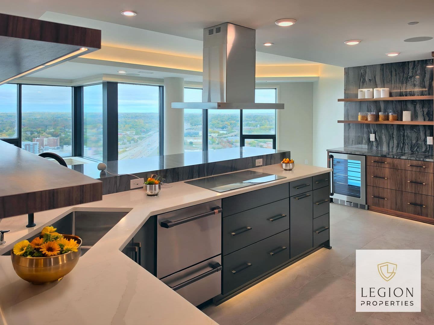Saint Paul Condo: 168 6th Street East - Airye Penthouse