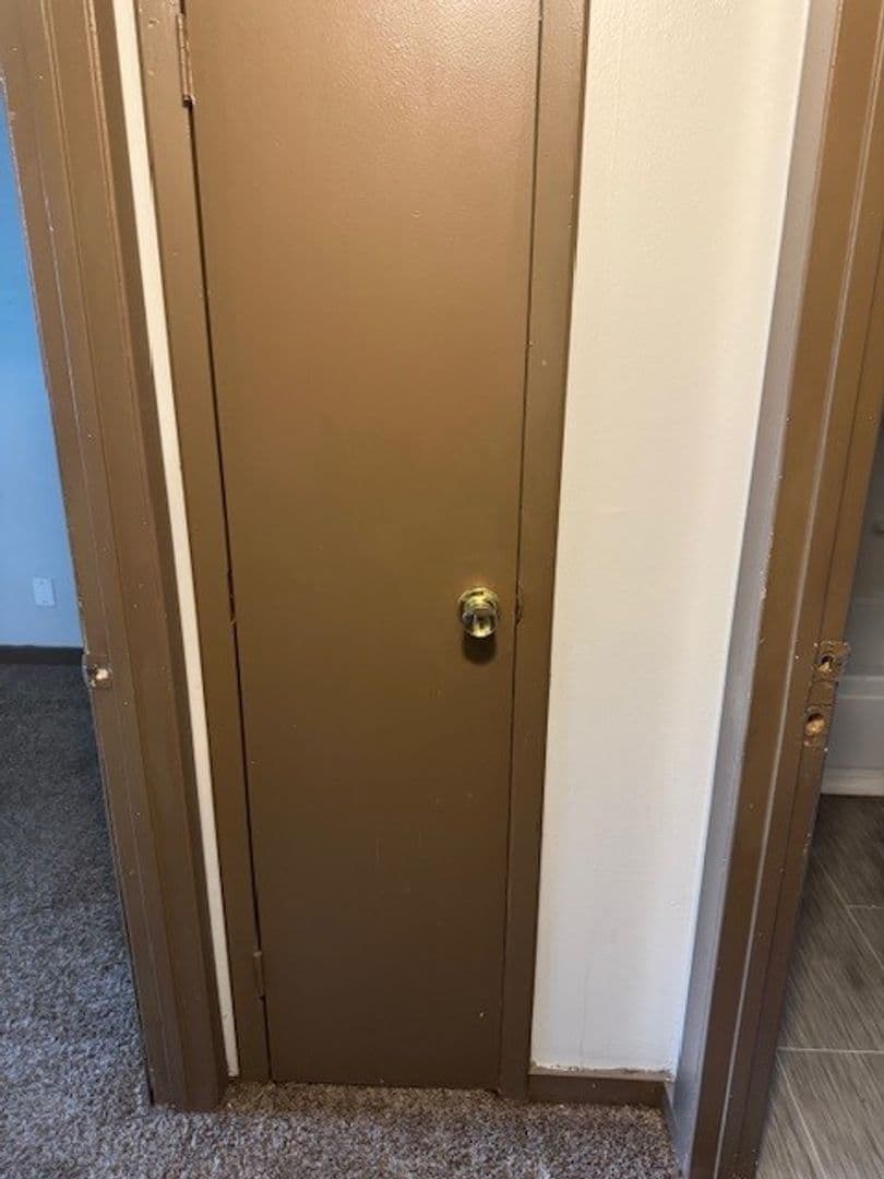 Des Moines Apartment: 2525-2535 Clarkson Ave