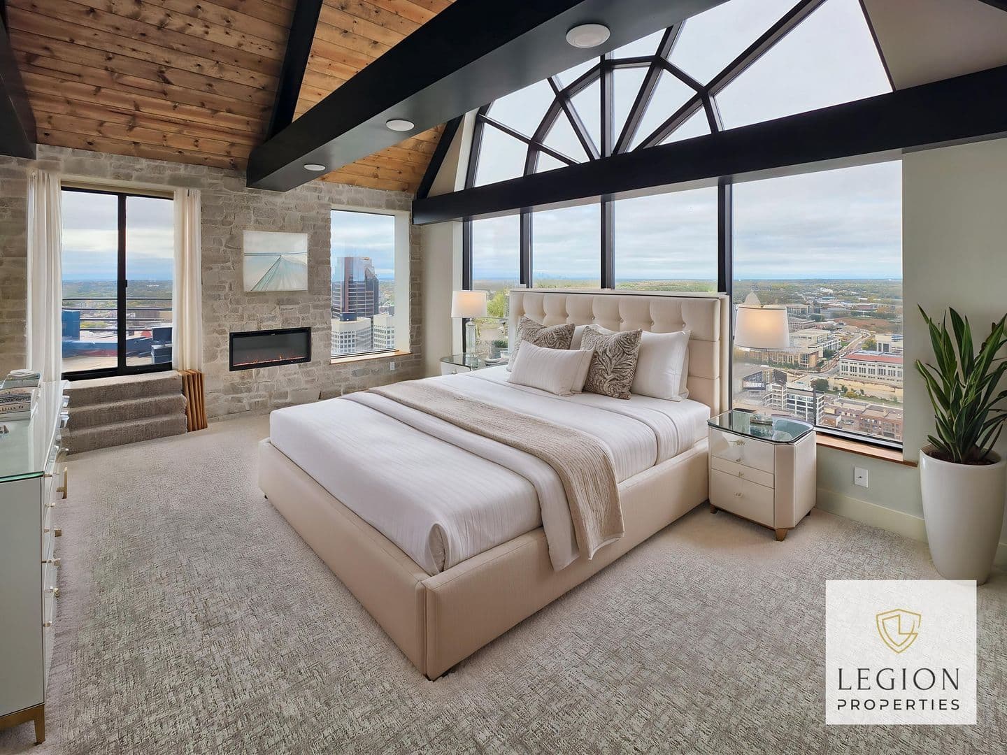 Saint Paul Condo: 168 6th Street East - Airye Penthouse