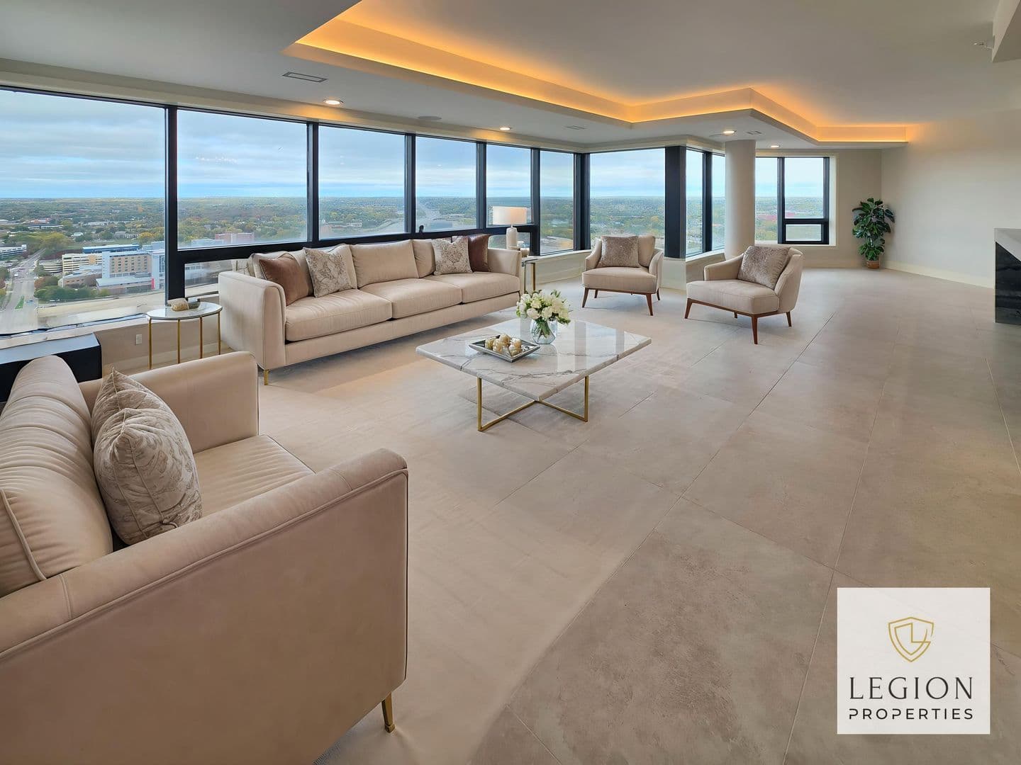 Saint Paul Condo: 168 6th Street East - Airye Penthouse