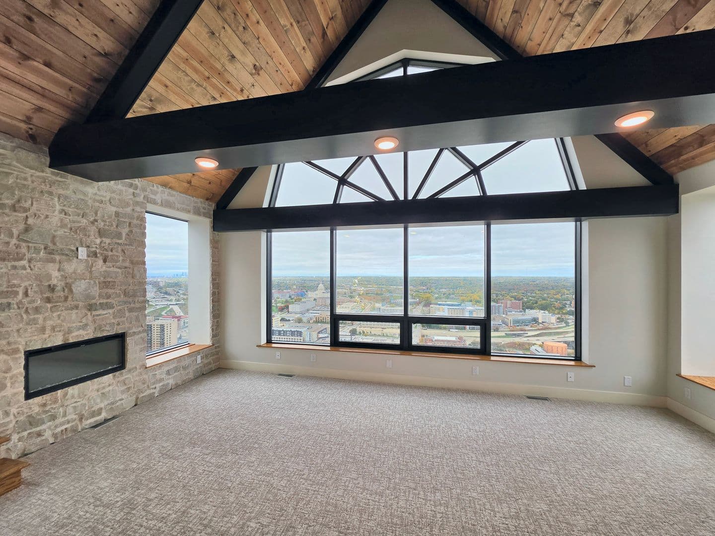 Saint Paul Condo: 168 6th Street East - Airye Penthouse