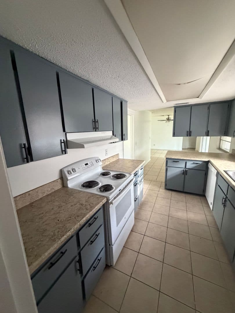 Ormond Beach House: 764 Candlewood Cir