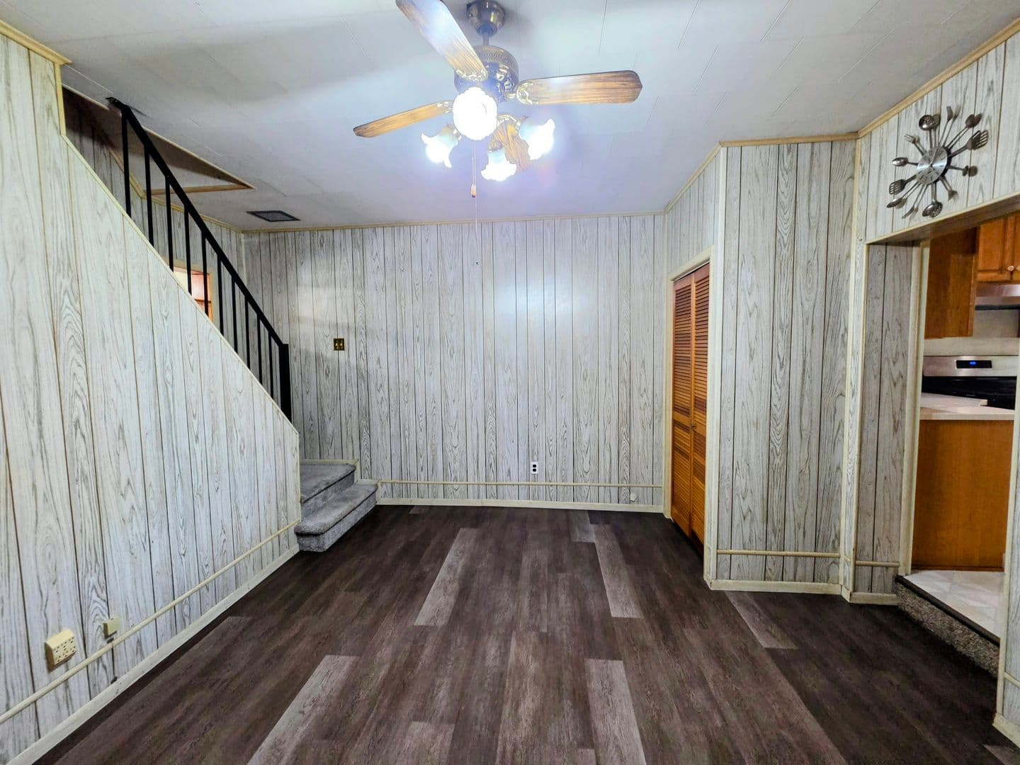 Fountain Hill House: 1005 Seneca Street