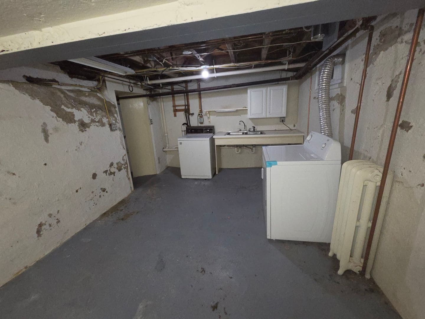 Fountain Hill House: 1005 Seneca Street