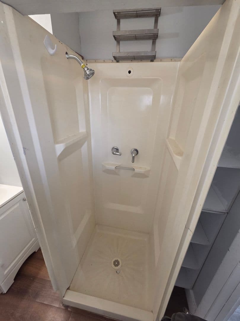 Allentown Apartment: 33 S. 10th Street