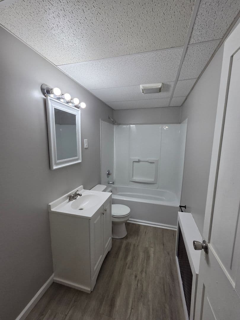 Bethlehem Apartment: 632 E. 5th Street