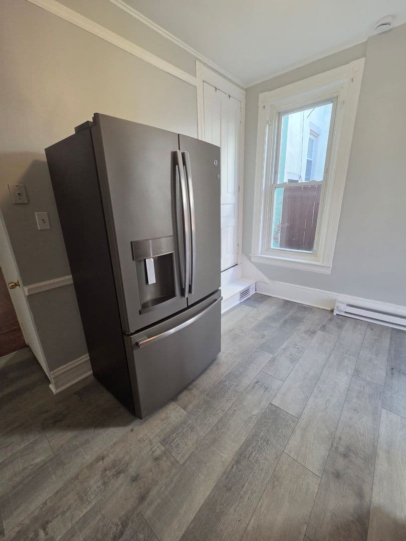 Allentown Apartment: 33 S. 10th Street