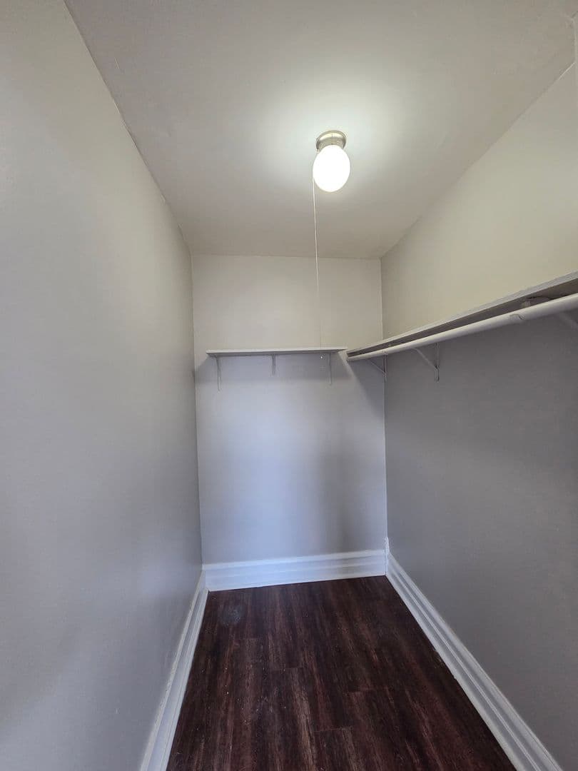 Allentown Apartment: 926-928 W. Walnut Street