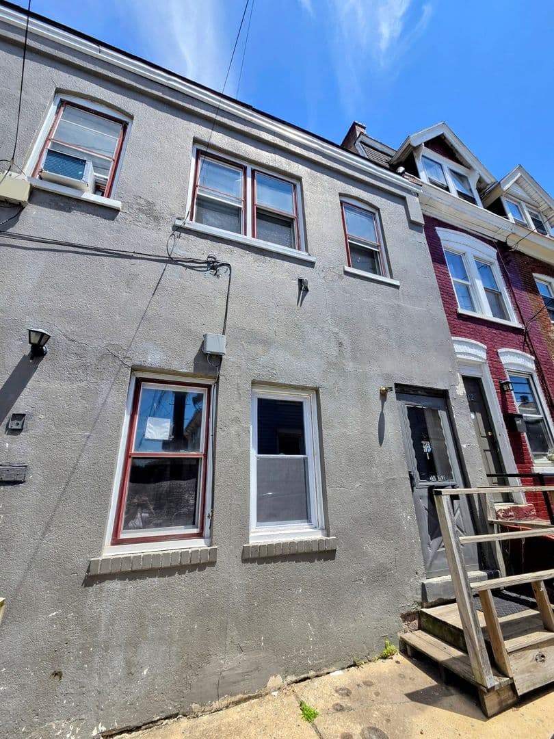 Allentown Apartment: 223-225 N. Fountain Street