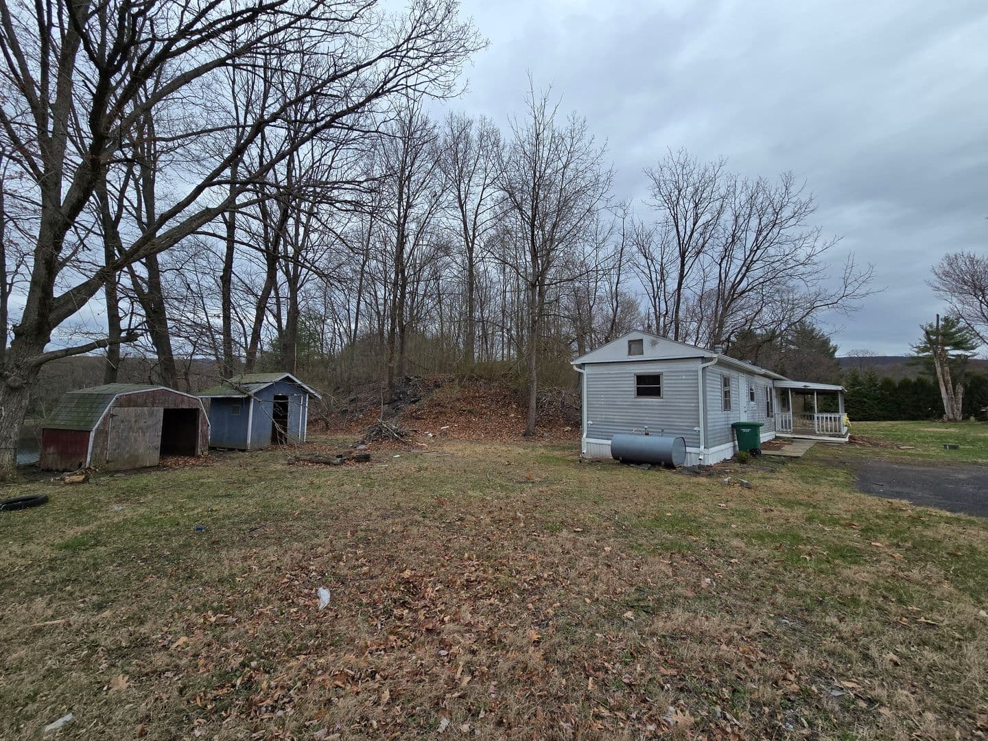 Danielsville House: 1144 E. Stateside Drive