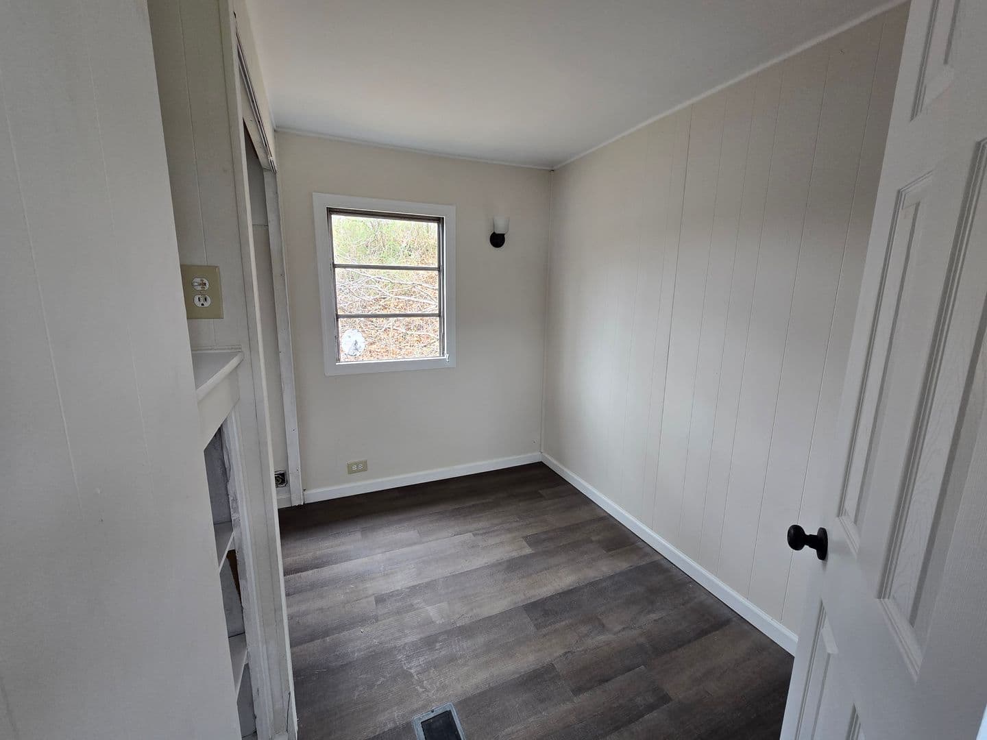 Danielsville House: 1144 E. Stateside Drive