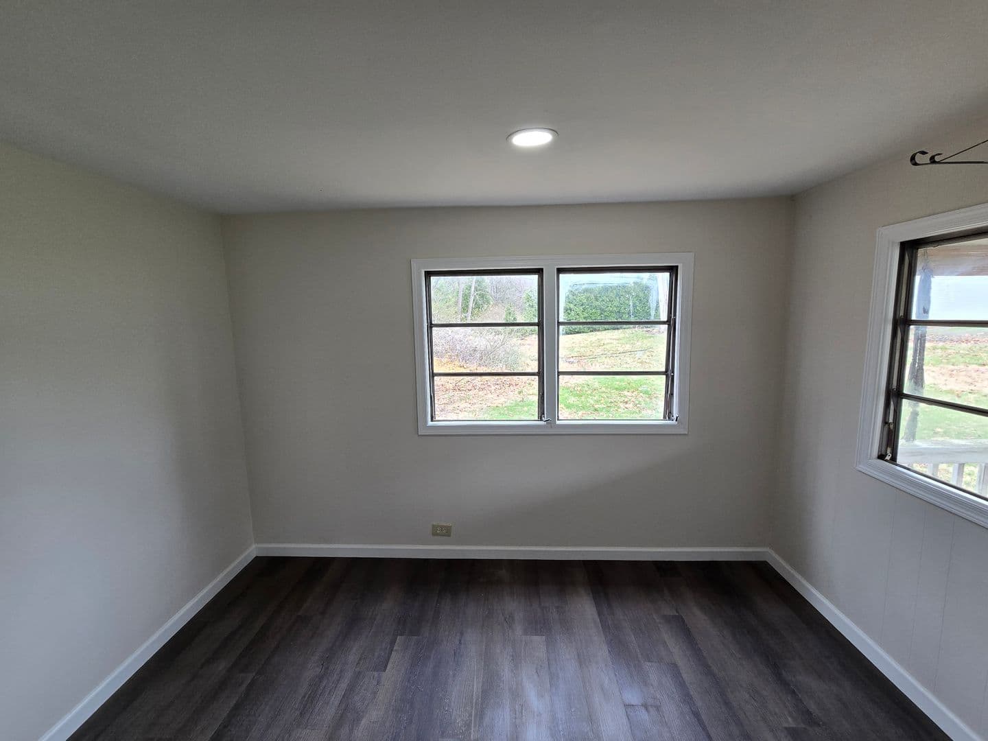 Danielsville House: 1144 E. Stateside Drive