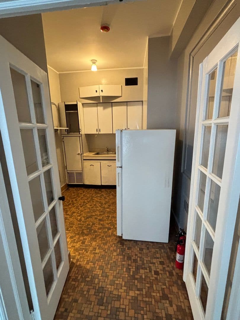 Allentown Apartment: 809-811 W. Linden Street
