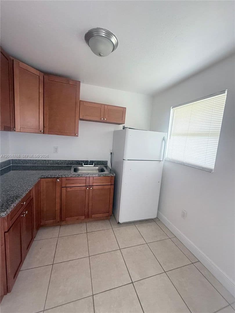 Miami Gardens Apartment: 1990 NW 183rd St