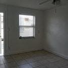 Hallandale Beach Apartment: 840 NW 10th St