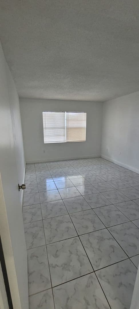 Miami Gardens Apartment: 611-631 NW 177 Street