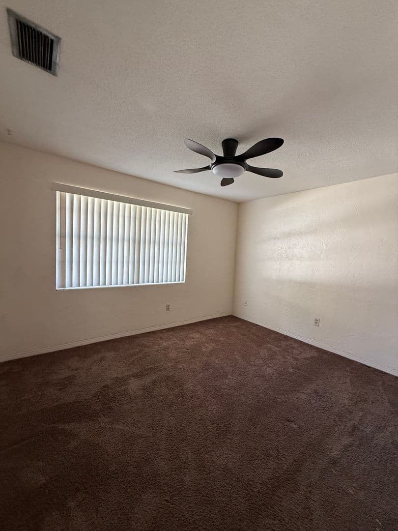 Port Orange Apartment: 309  Magnolia Street