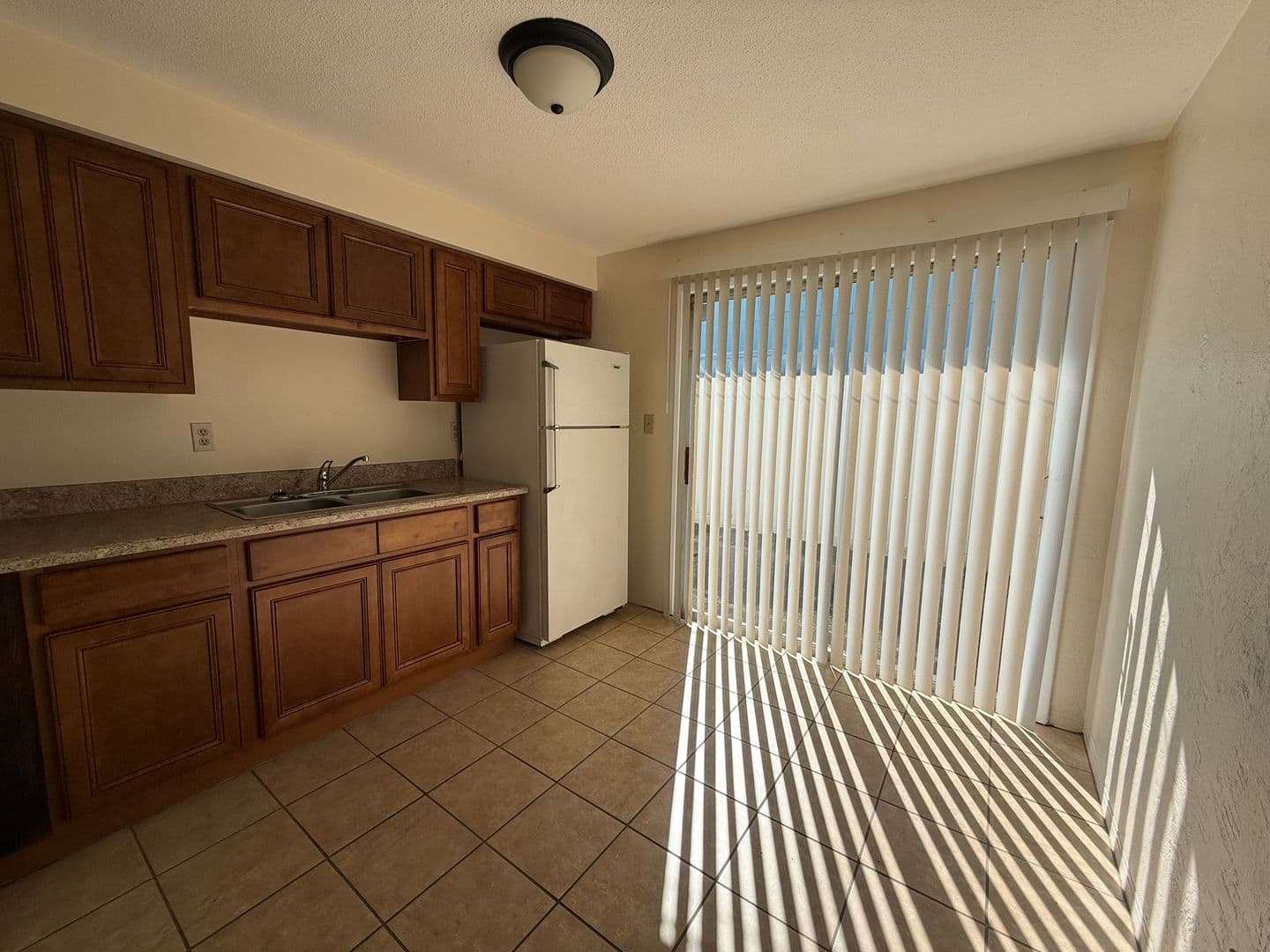 Port Orange Apartment: 309  Magnolia Street