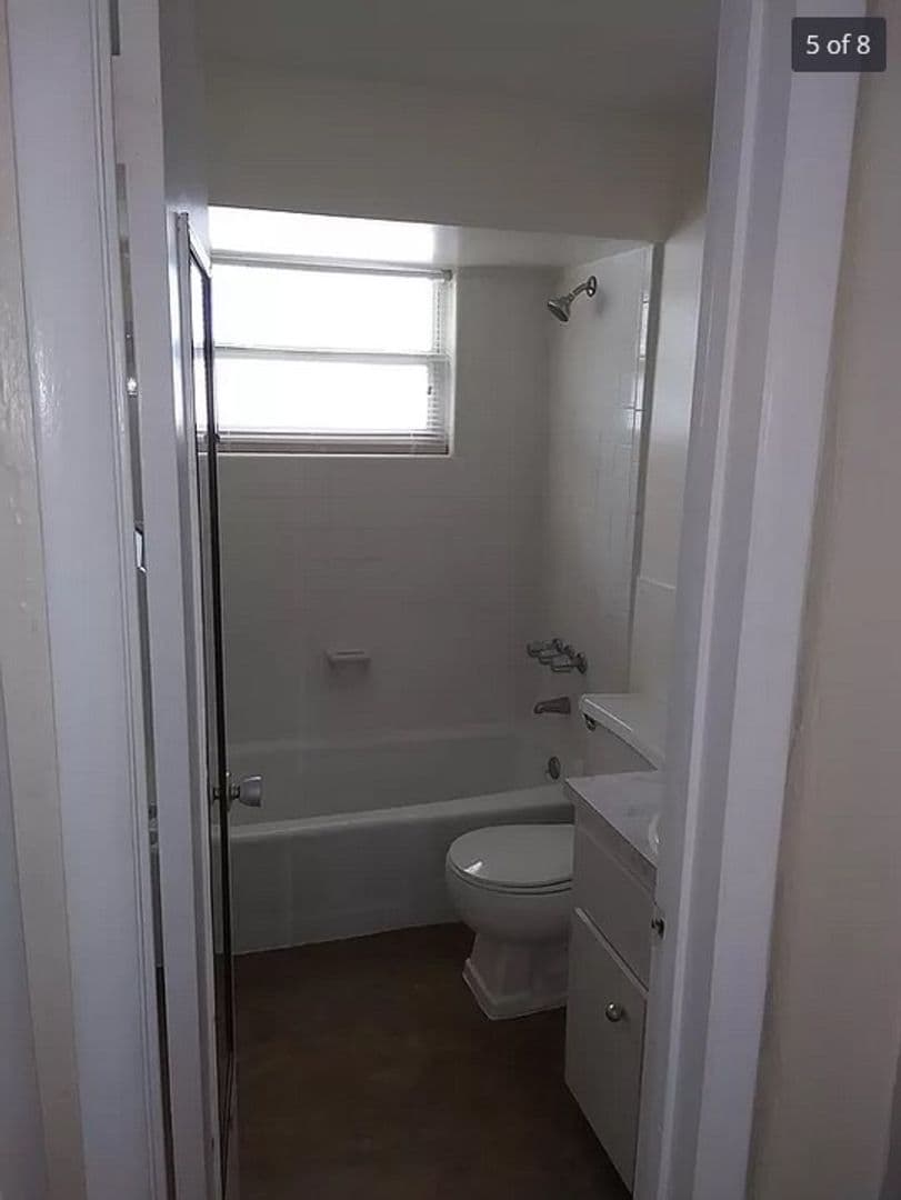 Port Orange Apartment: 309  Magnolia Street