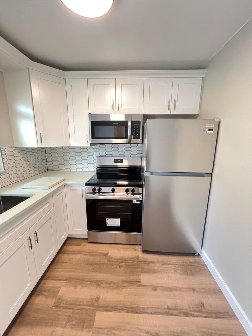Port Orange Apartment: 917 Orange Avenue