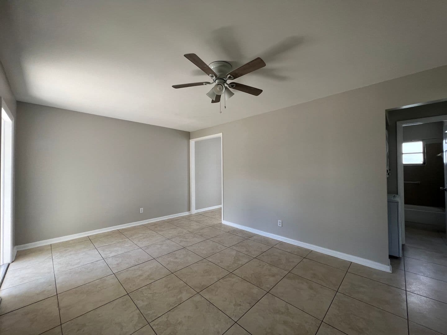 Palm Springs Apartment: 2679 Nelson Drive