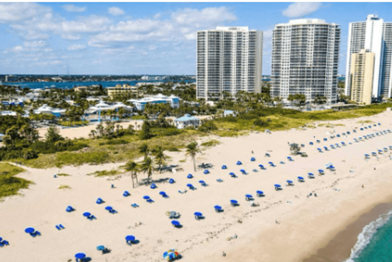 Riviera Beach Apartment: 431 W Blue Heron Blvd