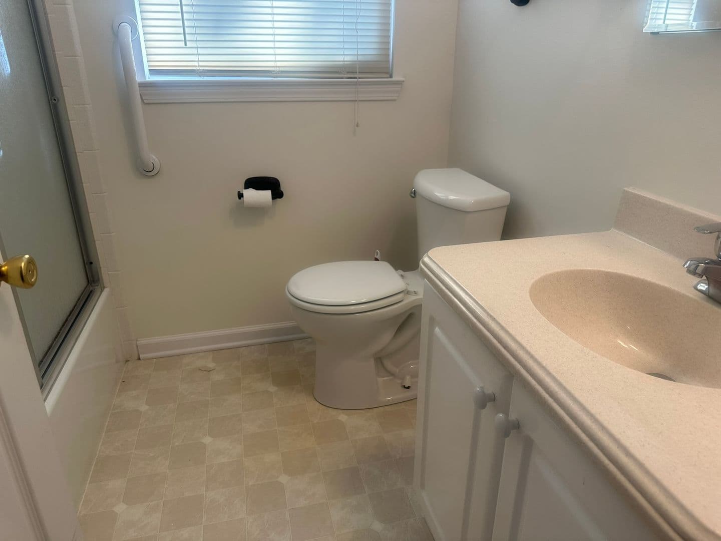 St Clair Shores House: 20400 E Twelve Mile
