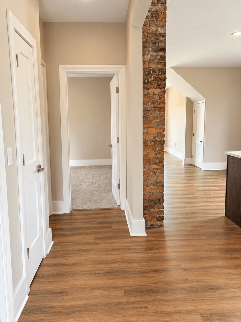 Detroit Apartment: 7438 Oakland St