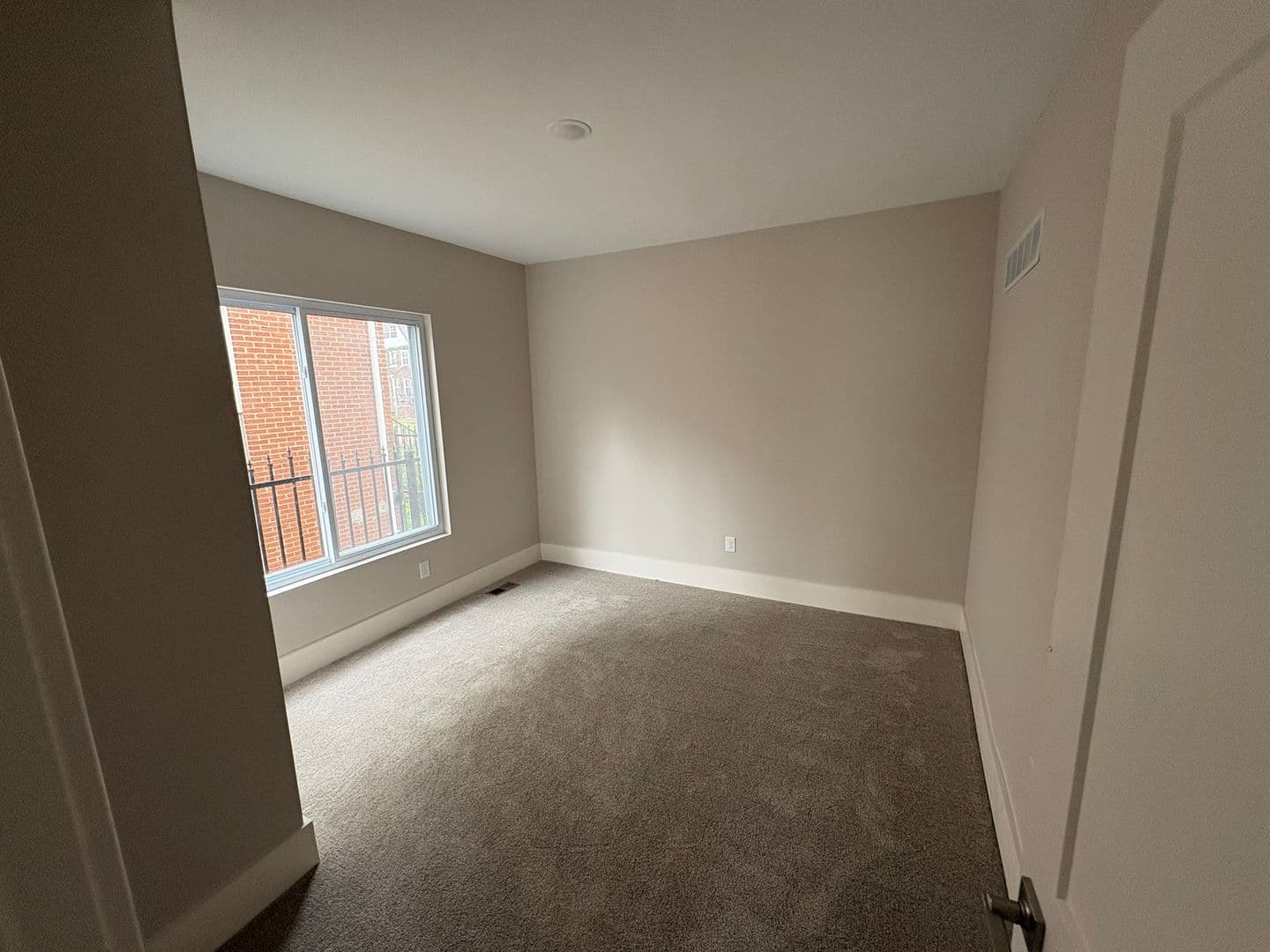 Detroit Apartment: 7436 Oakland St