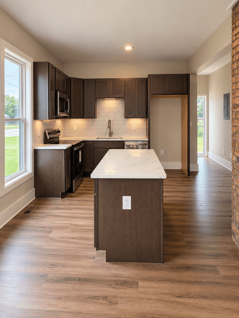 Detroit Apartment: 7438 Oakland St