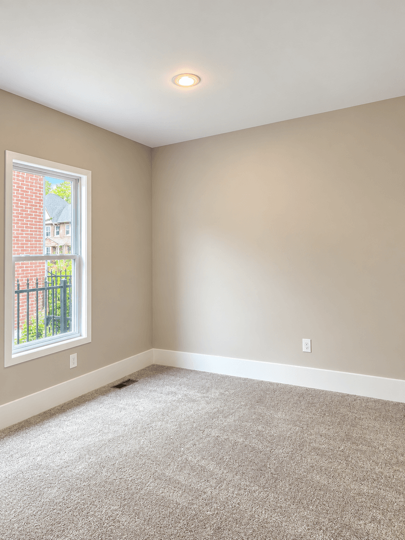 Detroit Apartment: 7438 Oakland St