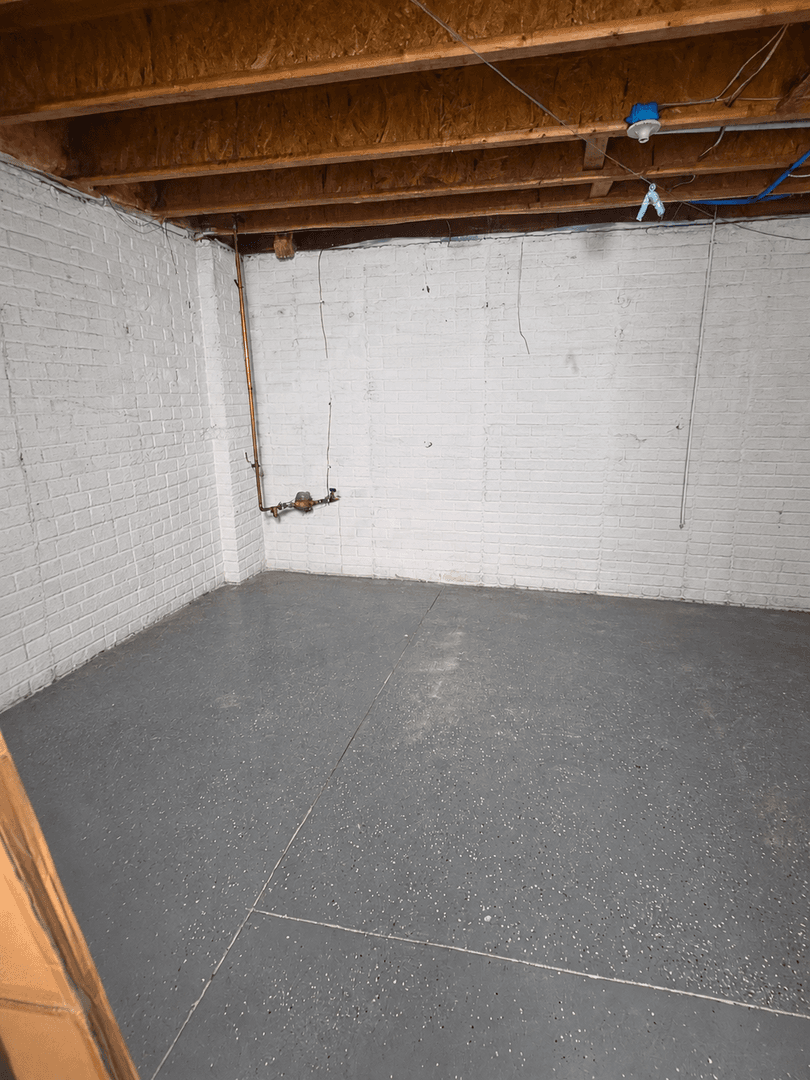 Detroit House: 557 Kitchener