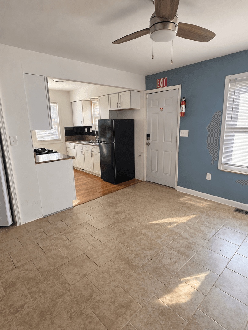 Detroit House: 557 Kitchener