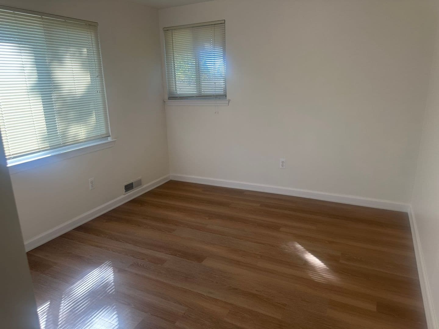 St Clair Shores House: 20400 E Twelve Mile