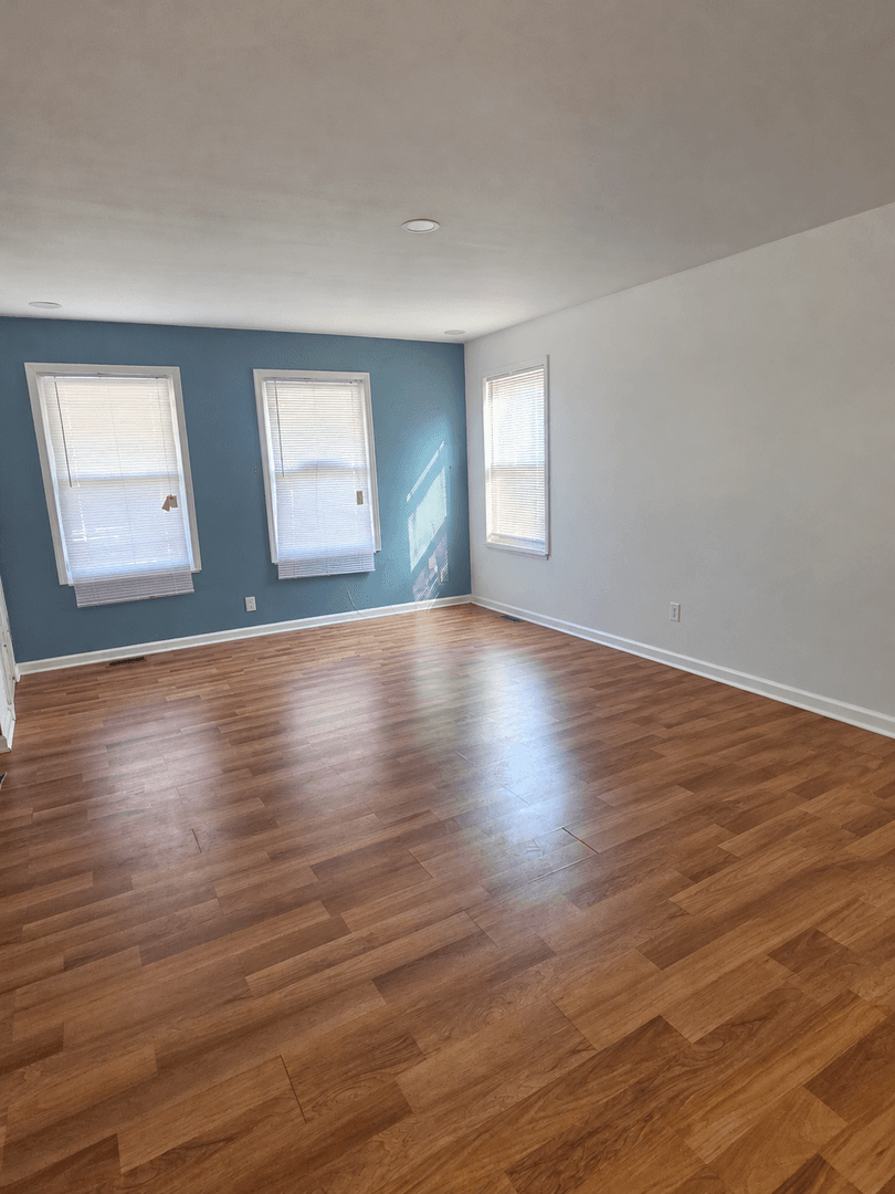 Detroit House: 557 Kitchener